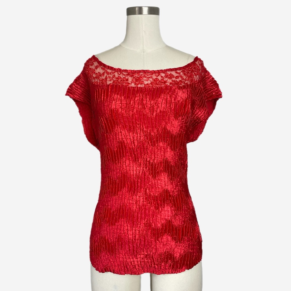 Vintage Y2K Nicola red pleated lace trim cap sleeve top stretch holiday M/L